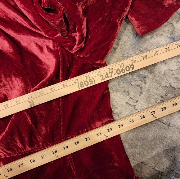 Lane Bryant Red Velvet Button Blazer Jacket Plus Size 24 - Picture 4 of 14